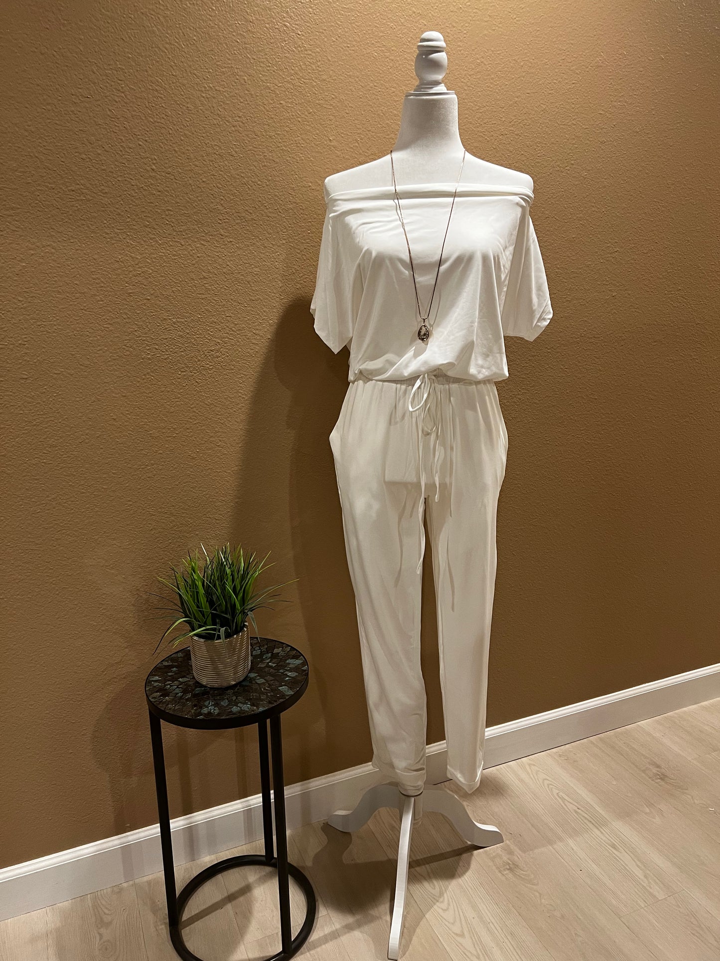 Comfy Jumpy (White)
